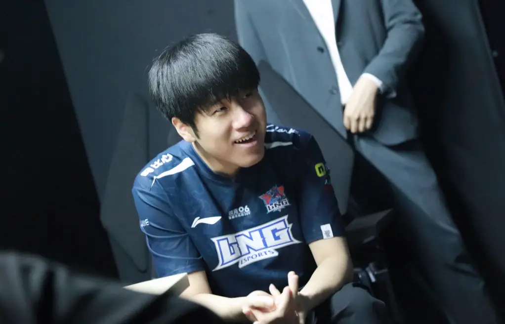 网页版入口-出色发挥引爆全场！，Scout意外战胜IG比赛高潮迭起-网页版入口